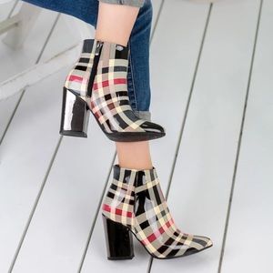 Patent Plaid Chunky Heel Bootie Size 39 (8US)
